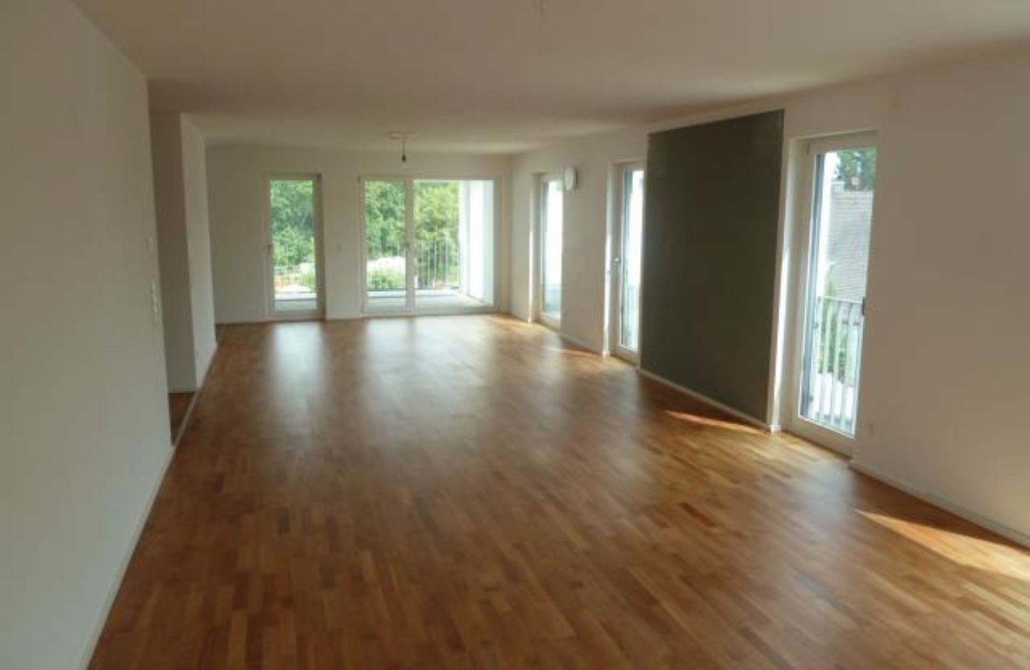 LUXUS – ETW LL-MITTE