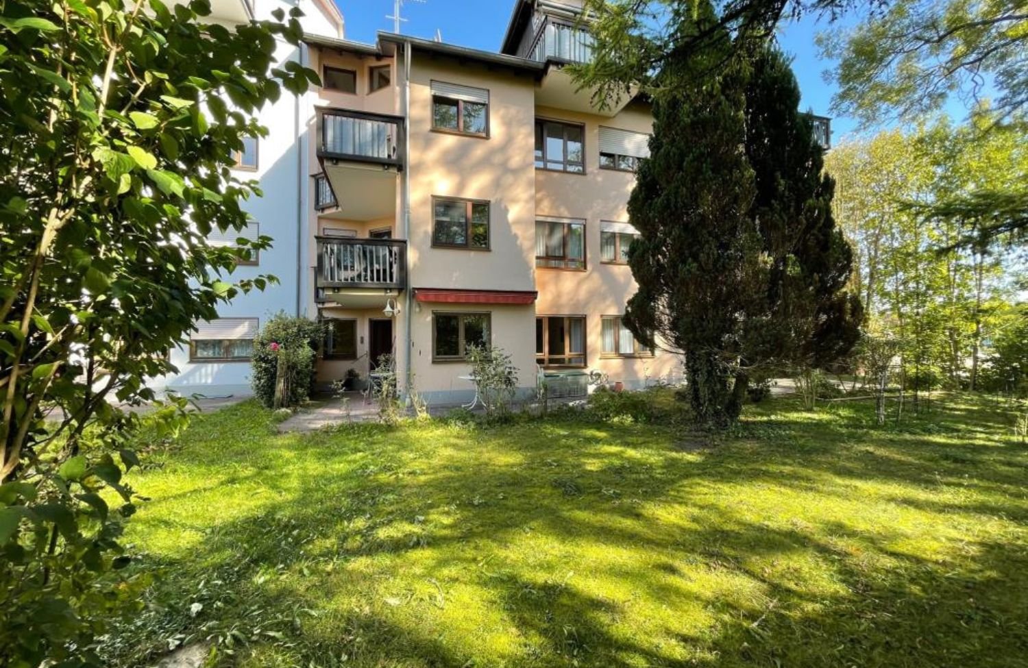 GARTEN-ETW – LL-WAITZINGER WIESE