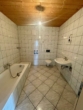 Bad - HELLE – GROSSZÜGIGE 3-ZIMMER-DACHGESCHOSS-WOHNUNG plus STUDIO! Rott am Lech