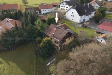 — RESERVIERT — Älteres WOHNHAUS mit TOLLEM GRUNDSTÜCK und großer GARAGE in RUHIGER Dorflage! Wessobrunn-Haid, 82405 Wessobrunn-Haid, Einfamilienhaus