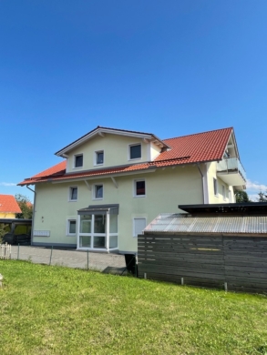 — VERKAUFT — SCHICKE – MODERNE – 3 ZIMMER – TERRASSEN – WOHNUNG mit Carport!, 86935 Rott, Wohnung