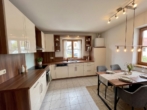 Wohnküche - — RESERVIERT — GEMÜTLICHE – IDYLLISCHE – 2 ZIMMER – GARTEN/TERRASSEN – WOHNUNG mit EBK+KFZ-PLÄTZEN!
