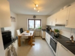 Küche - — VERKAUFT — SCHICKE – GERÄUMIGE 3/4 ZIMMER-ETW mit großem BALKON in RUHIGER WOHNLAGE von BUCHLOE!