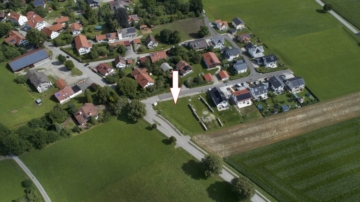 TRAUMHAFTES BAUGRUNDSTÜCK – DIREKT am ORTSRAND! für Einfamilienhaus oder Doppelhaus, 86946 Vilgertshofen-Issing, Grundstück