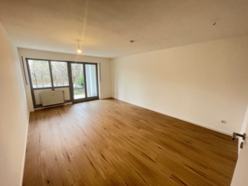 — VERKAUFT — SCHICKE – NEU MODERNISIERTE – 2-ZI.GARTEN-TERRASSEN-ETW mit TG+Stpl. LANDSBERG – ENGL.GARTEN!, 86899 Landsberg, Wohnung